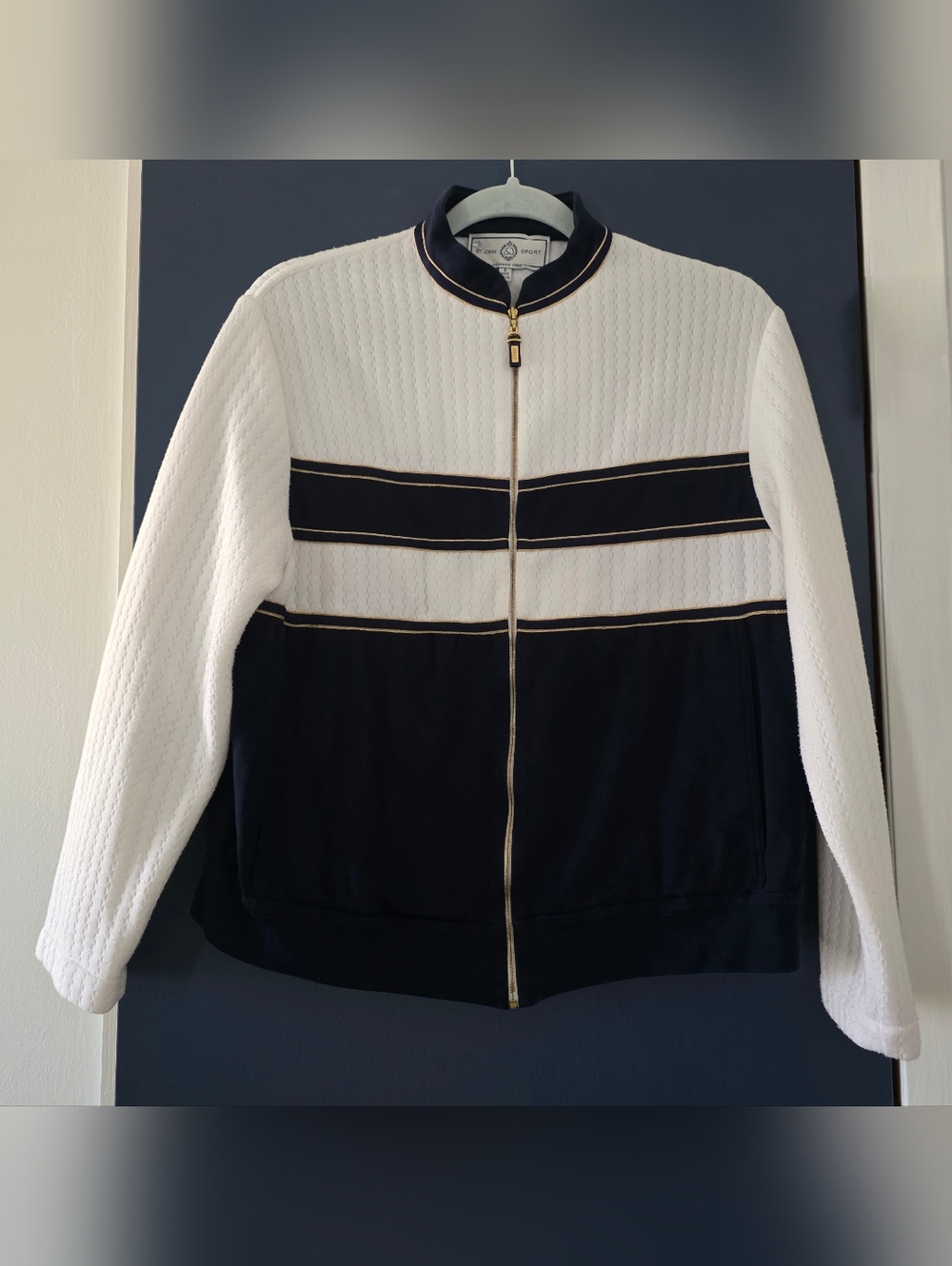 St. John Sport White and Navy Zip Front Jacket with Gold Trim